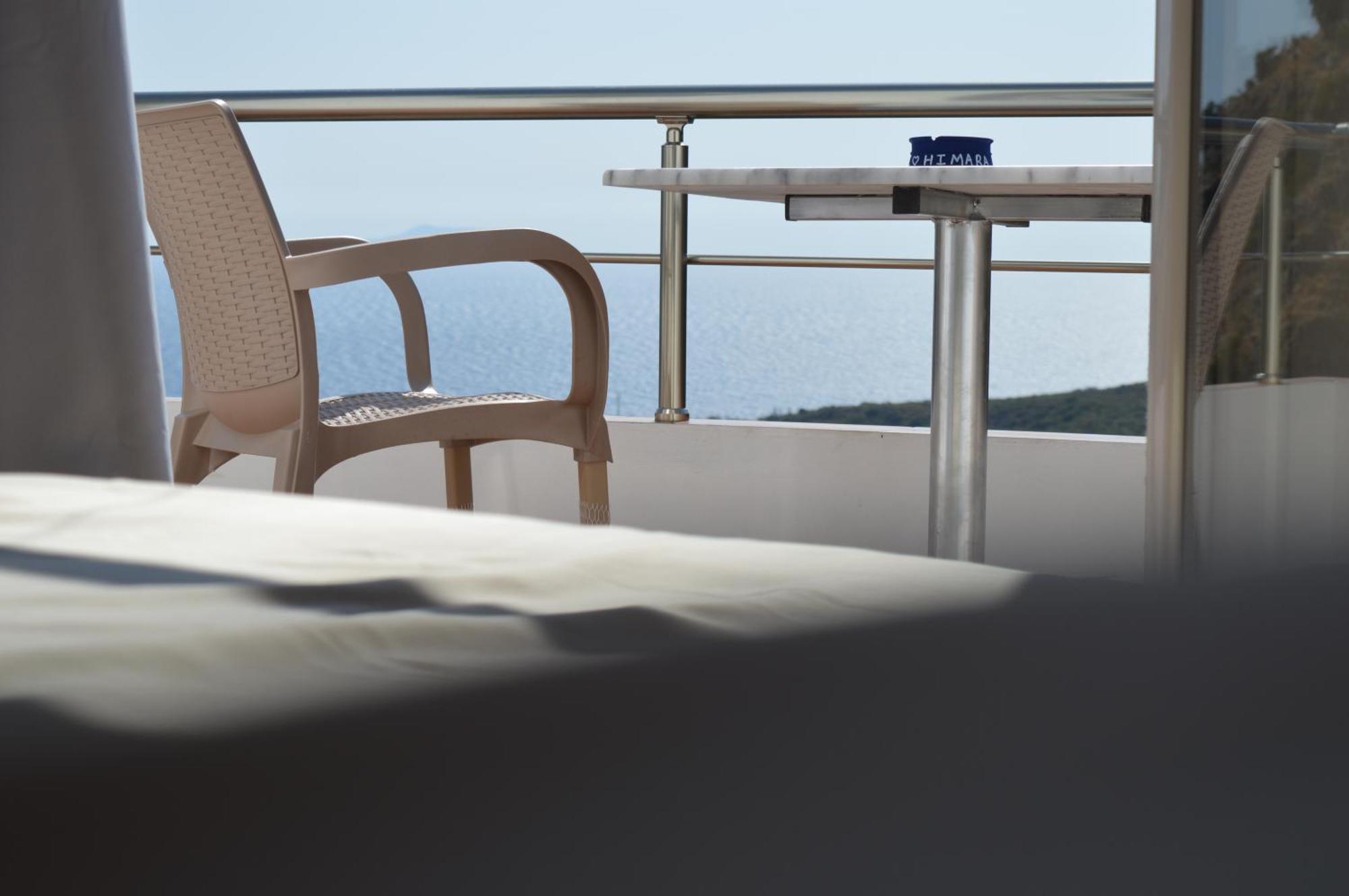 Tolis Rooms Himare Exterior photo