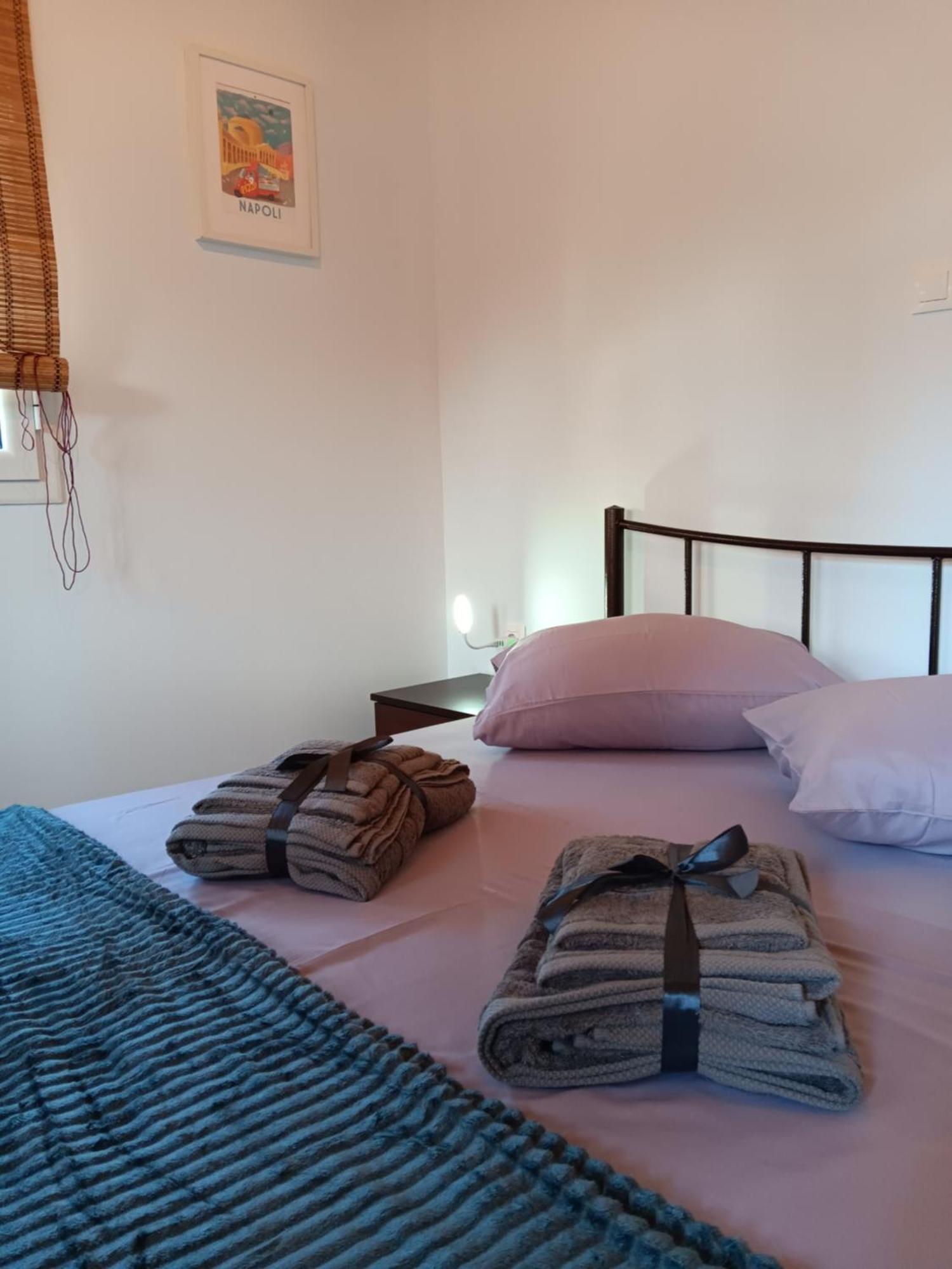 Tolis Rooms Himare Exterior photo