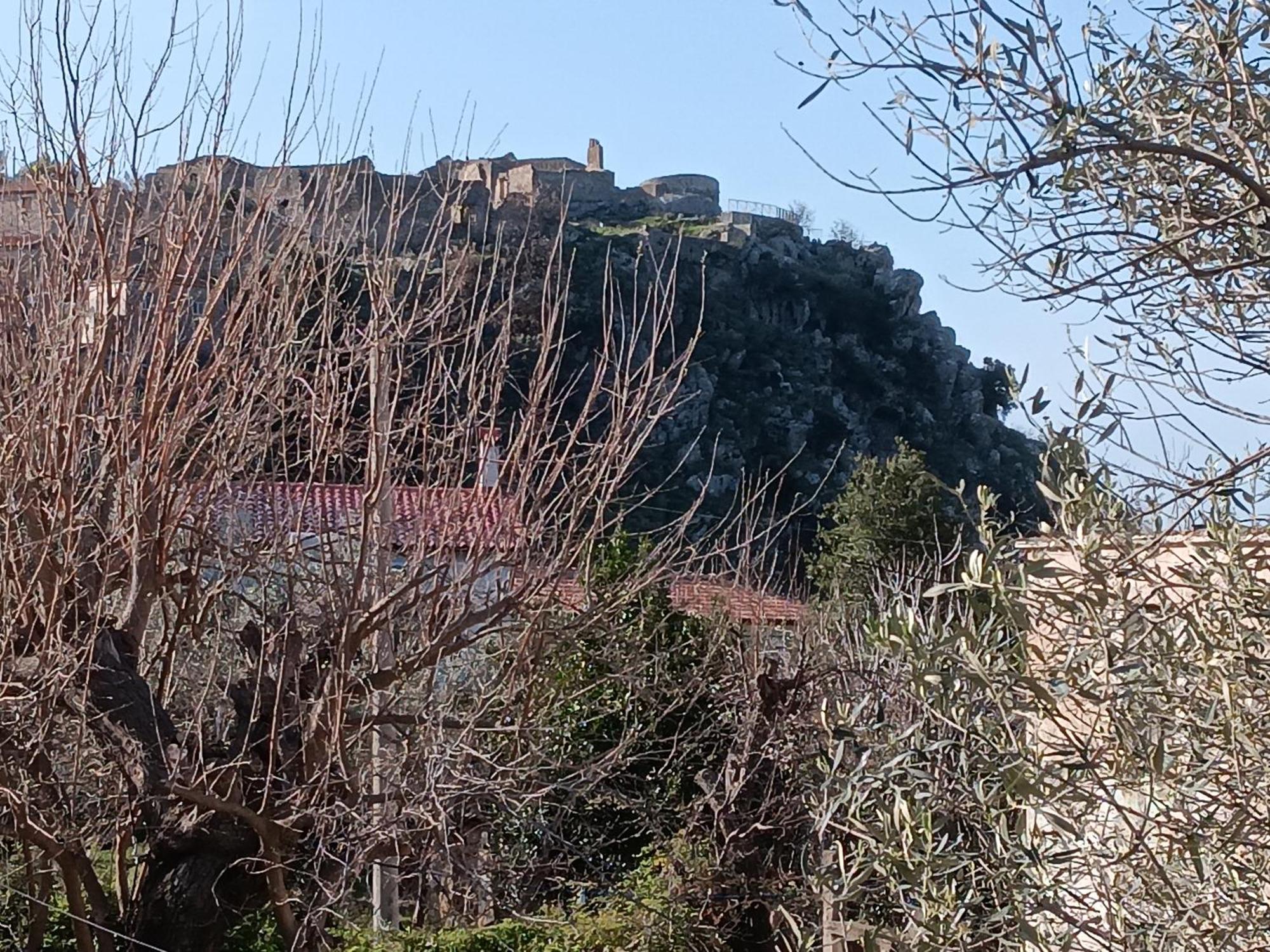 Tolis Rooms Himare Exterior photo