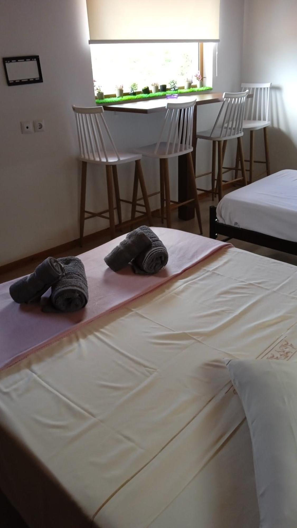 Tolis Rooms Himare Exterior photo