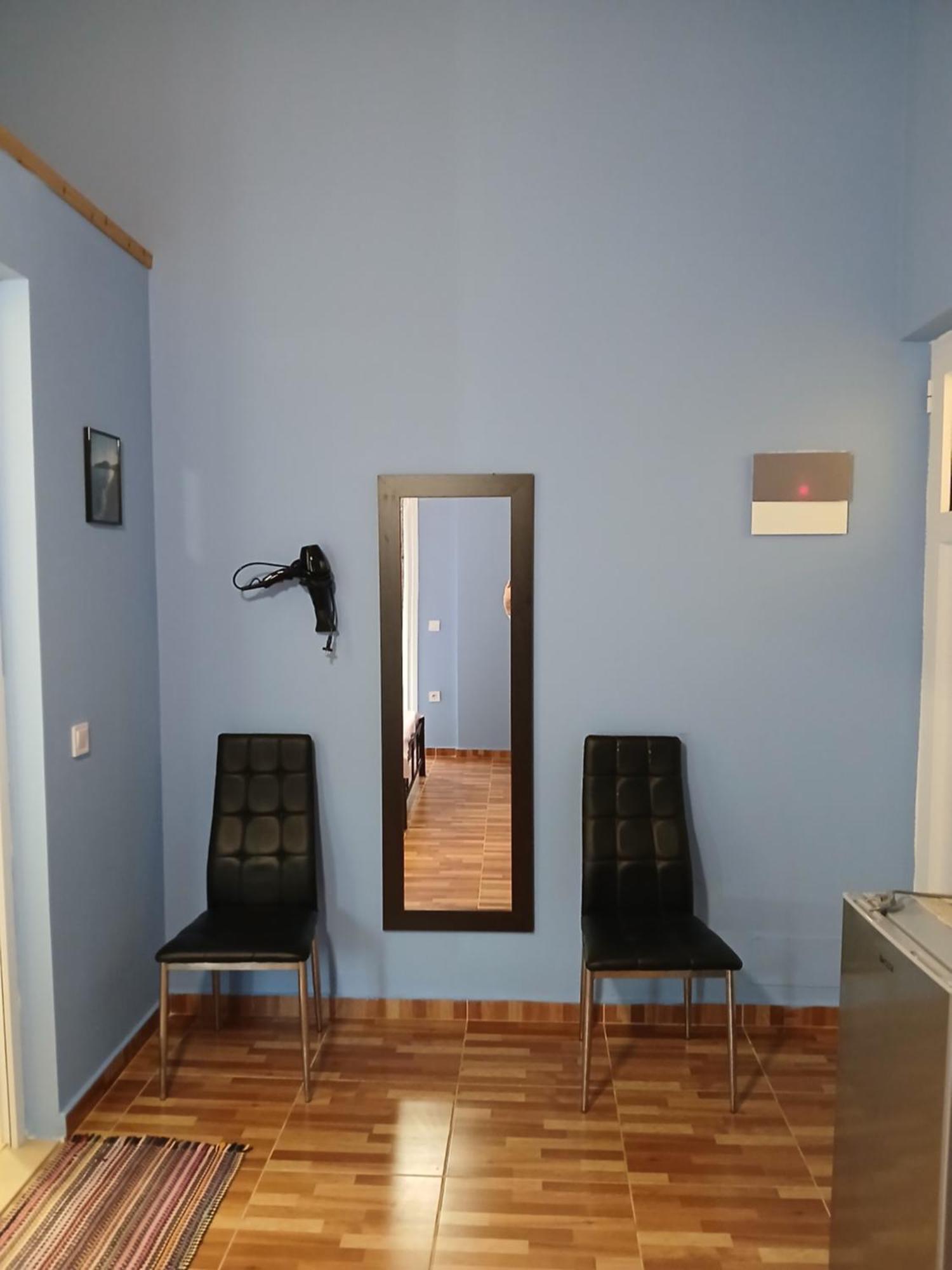 Tolis Rooms Himare Exterior photo