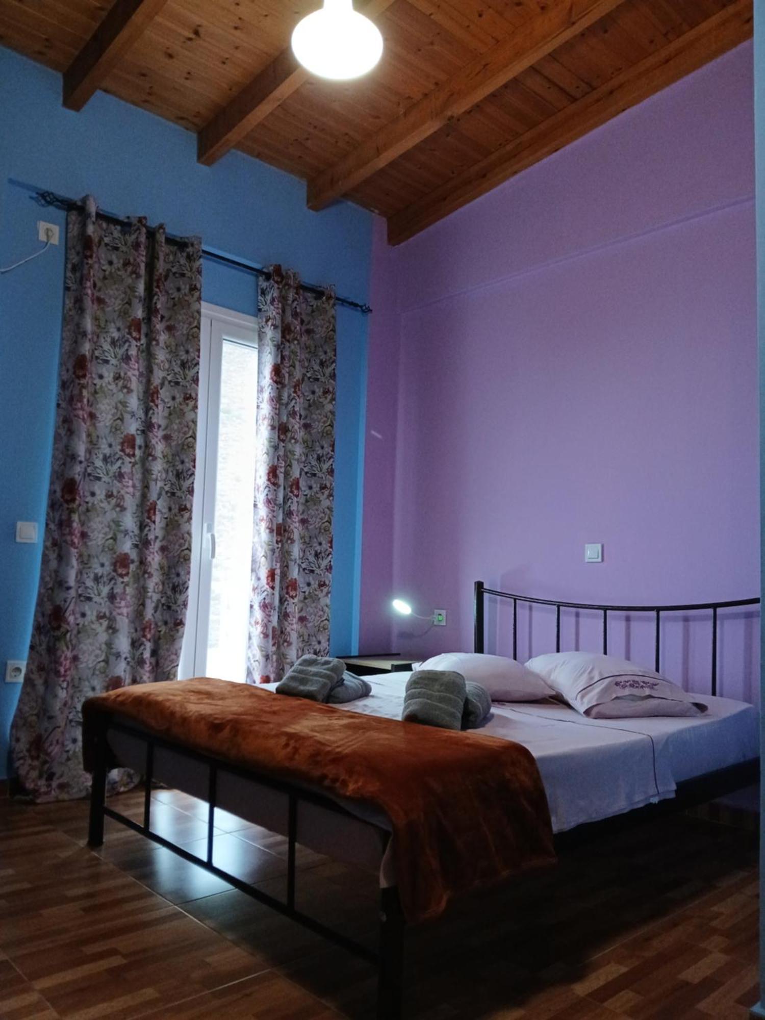 Tolis Rooms Himare Exterior photo